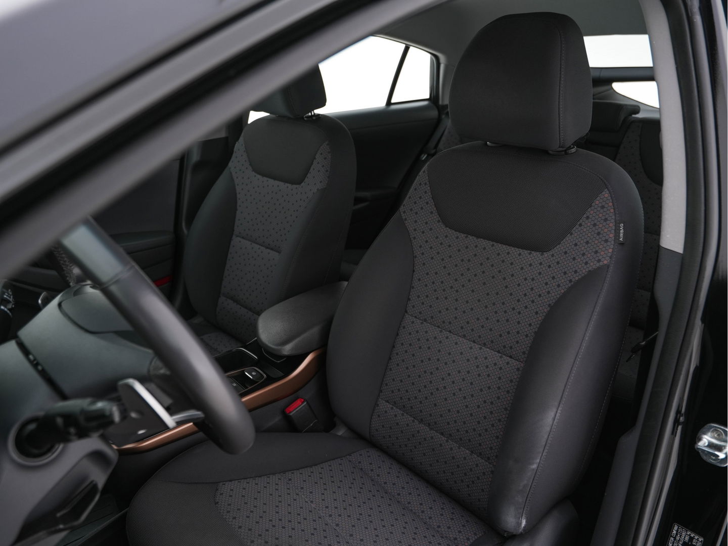 Hyundai IONIQ Comfort EV Aut. *INFINITY-AUDIO | NAVI-FULLMAP | CAMERA | CCS-FASTLOADER | LANE-ASSIST | ADAPTIVE-CRUISE | KEYLESS | SHIFT-PADDLES | PDC | CARPLAY |  DAB+ | COMFORT-SEATS | 16"ALU*