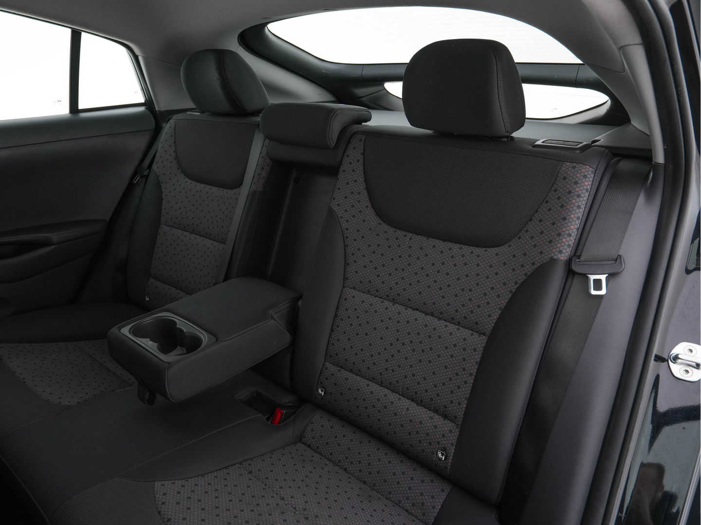 Hyundai IONIQ Comfort EV Aut. *INFINITY-AUDIO | NAVI-FULLMAP | CAMERA | CCS-FASTLOADER | LANE-ASSIST | ADAPTIVE-CRUISE | KEYLESS | SHIFT-PADDLES | PDC | CARPLAY |  DAB+ | COMFORT-SEATS | 16"ALU*