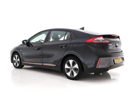 Hyundai IONIQ Comfort EV Aut. *INFINITY-AUDIO | NAVI-FULLMAP | CAMERA | CCS-FASTLOADER | LANE-ASSIST | ADAPTIVE-CRUISE | KEYLESS | SHIFT-PADDLES | PDC | CARPLAY |  DAB+ | COMFORT-SEATS | 16"ALU*