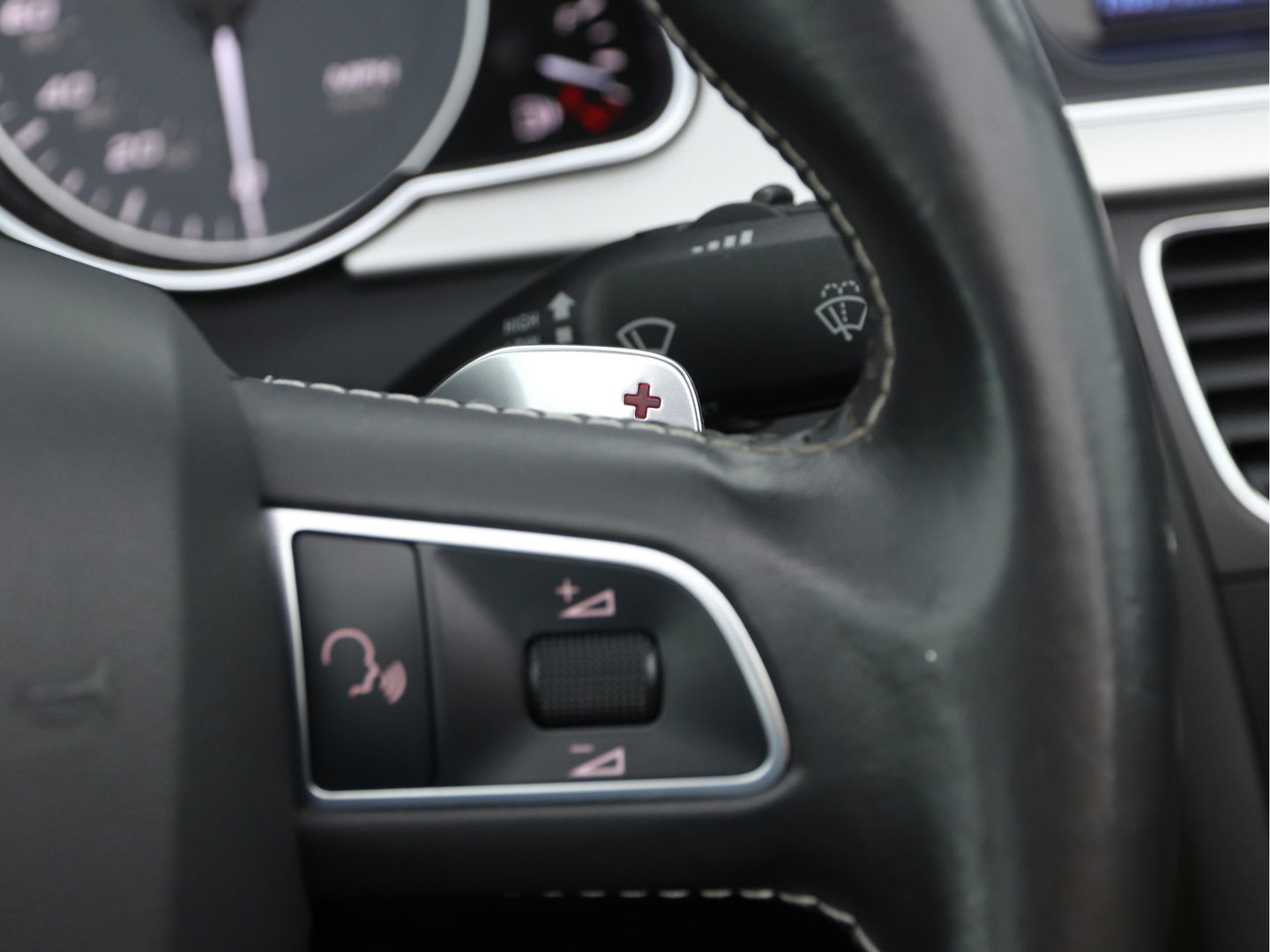Audi S5 Cabriolet 3.0 TFSI Quattro S-Line-Sportpack Aut. *SOFT-NAPPA-LEATHER | BI-XENON | NAVI-FULLMAP | BANG/OLUFSEN-AUDIO | PDC | ECC | CRUISE | CAMERA | SHIFT-PADDLES | MEMORY-PACK | SPORT-SEATS | AIRSCARF | 19"ALU*