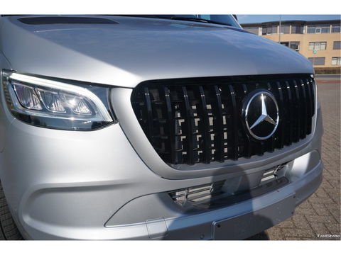 Mercedes-Benz Sprinter 319CDI Panamericana Black L2H1 BPM VRIJ!! 10.25" Mbux, ACC, LED, 3.5T Trekhaak, 18" LM!! NR. 911