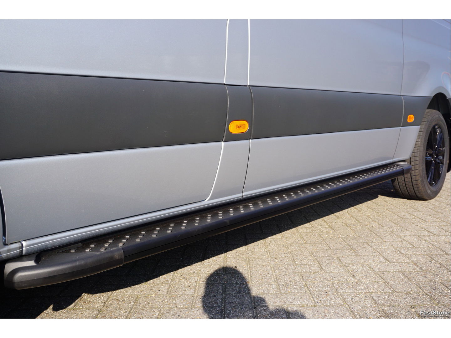 Mercedes-Benz Sprinter 319CDI Panamericana Black L2H1 BPM VRIJ!! 10.25" Mbux, ACC, LED, 3.5T Trekhaak, 18" LM!! NR. 911