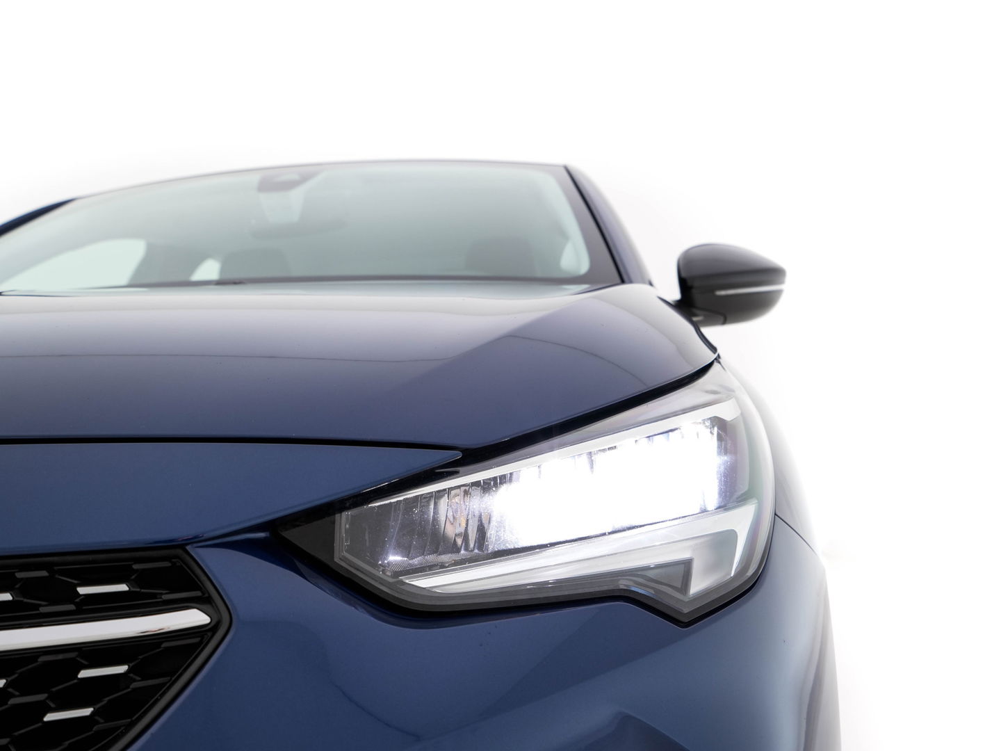 Opel CORSA-E Elegance 50 kWh [ 3-Fase ] (INCL-BTW) Aut. *FULL-LED | DIGI-COCKPIT | LEATHER-MICROFIBRE | CARPLAY | ECC | KEYLESS | CRUISE | DAB | PDC | SPORT-SEATS | 16"ALU*