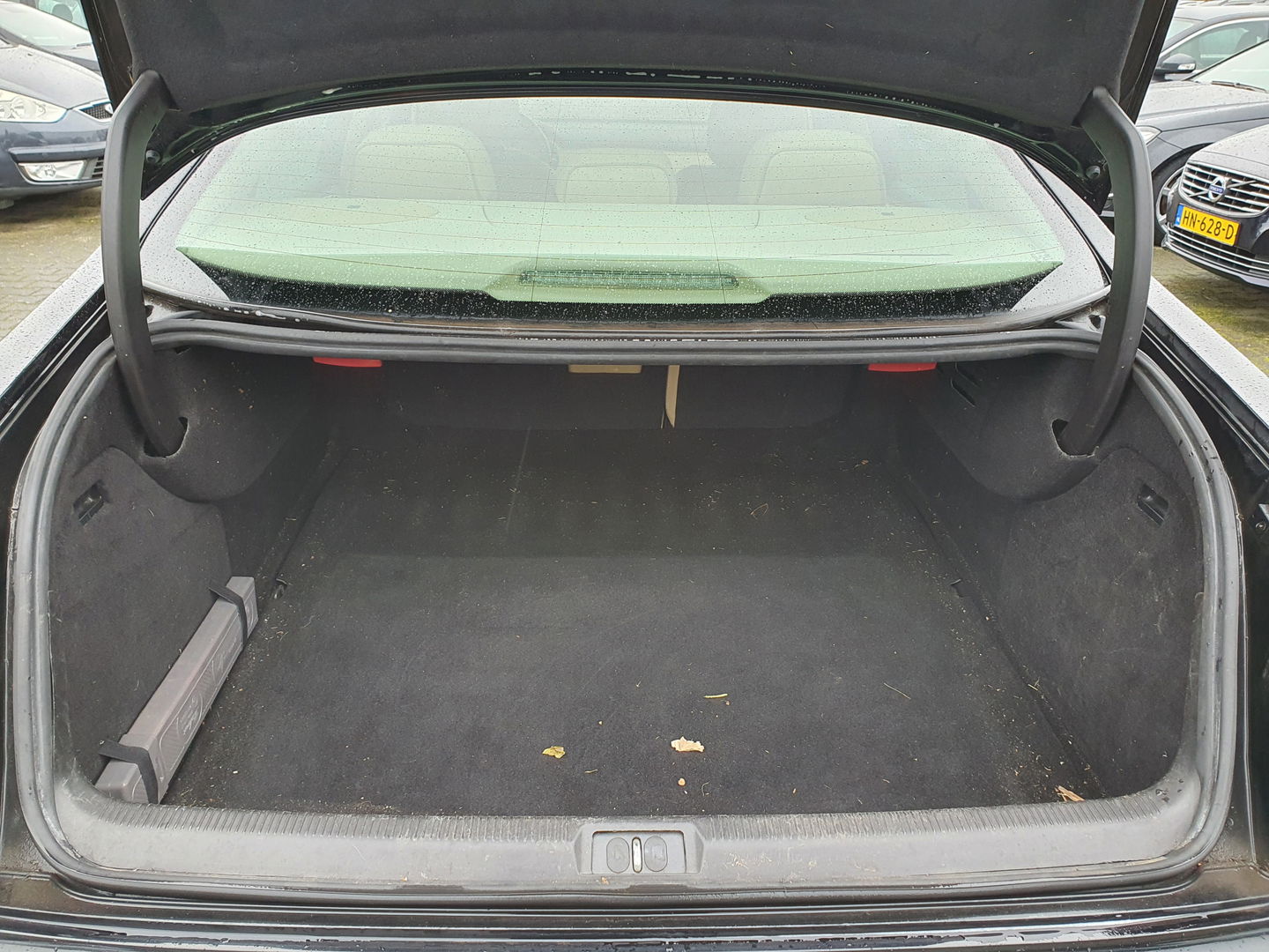 Peugeot 607 2.7 HDiF Executive Ivoire-Pack Aut. *PANO | XENON | NAPPA-FULL-LEATHER | NAVI-FULLMAP | CRUISE | MEMORY-PACK | COMFORT-SEATS | TOWBAR | HEATED-SEATS | 17"ALU*