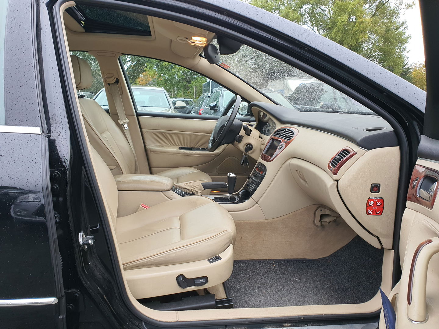 Peugeot 607 2.7 HDiF Executive Ivoire-Pack Aut. *PANO | XENON | NAPPA-FULL-LEATHER | NAVI-FULLMAP | CRUISE | MEMORY-PACK | COMFORT-SEATS | TOWBAR | HEATED-SEATS | 17"ALU*