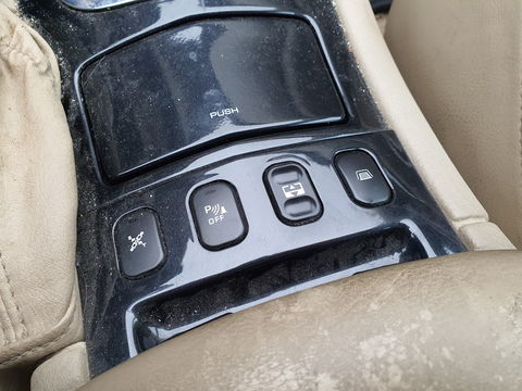 Peugeot 607 2.7 HDiF Executive Ivoire-Pack Aut. *PANO | XENON | NAPPA-FULL-LEATHER | NAVI-FULLMAP | CRUISE | MEMORY-PACK | COMFORT-SEATS | TOWBAR | HEATED-SEATS | 17"ALU*