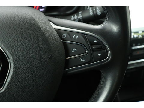 Renault Mégane 1.3 TCe Bose | Carplay | Camera | Half leder | Navigatie | Keyless | Dodehoek detectie | Park Assist | Climate control