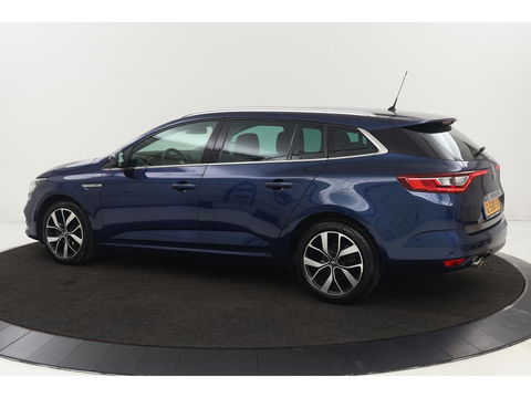 Renault Mégane 1.3 TCe Bose | Carplay | Camera | Half leder | Navigatie | Keyless | Dodehoek detectie | Park Assist | Climate control
