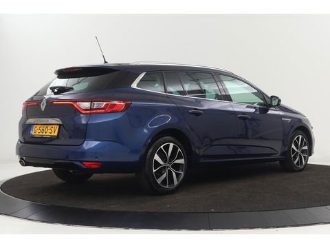 Renault Mégane 1.3 TCe Bose | Carplay | Camera | Half leder | Navigatie | Keyless | Dodehoek detectie | Park Assist | Climate control
