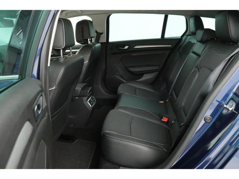 Renault Mégane 1.3 TCe Bose | Carplay | Camera | Half leder | Navigatie | Keyless | Dodehoek detectie | Park Assist | Climate control