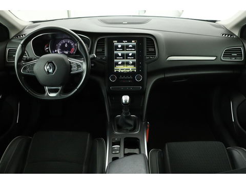 Renault Mégane 1.3 TCe Bose | Carplay | Camera | Half leder | Navigatie | Keyless | Dodehoek detectie | Park Assist | Climate control