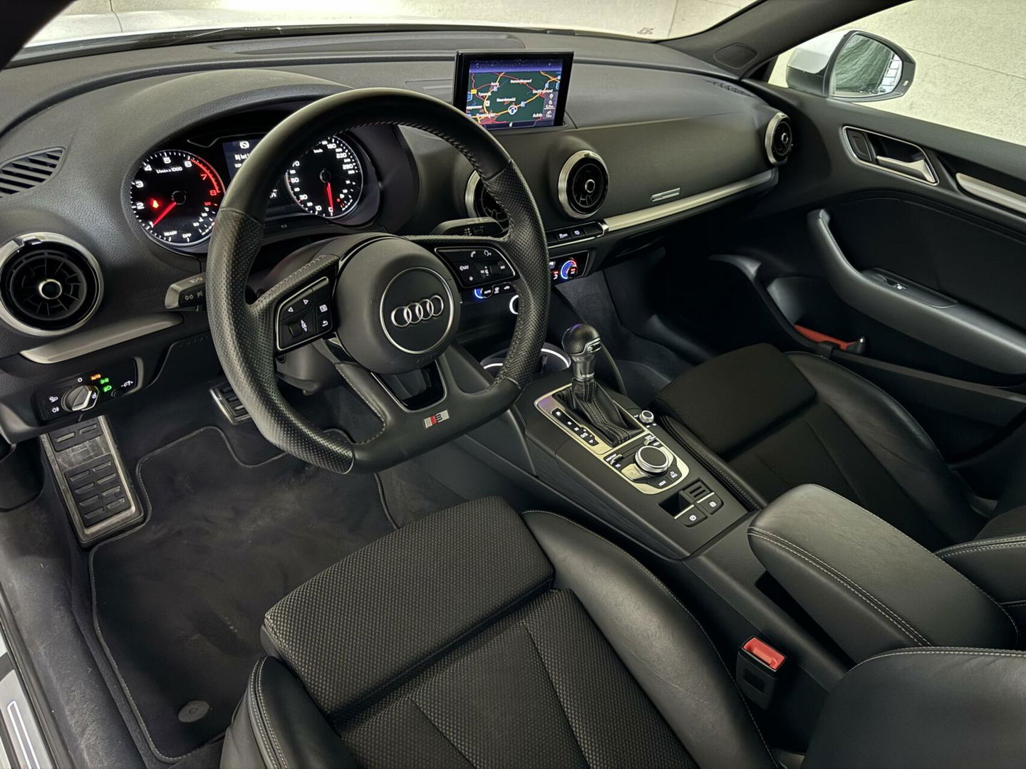 Audi A3 Sportback 30 TFSI 3x S-Line Black Edition Navi NAP