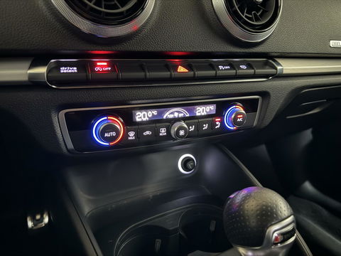 Audi A3 Sportback 30 TFSI 3x S-Line Black Edition Navi NAP