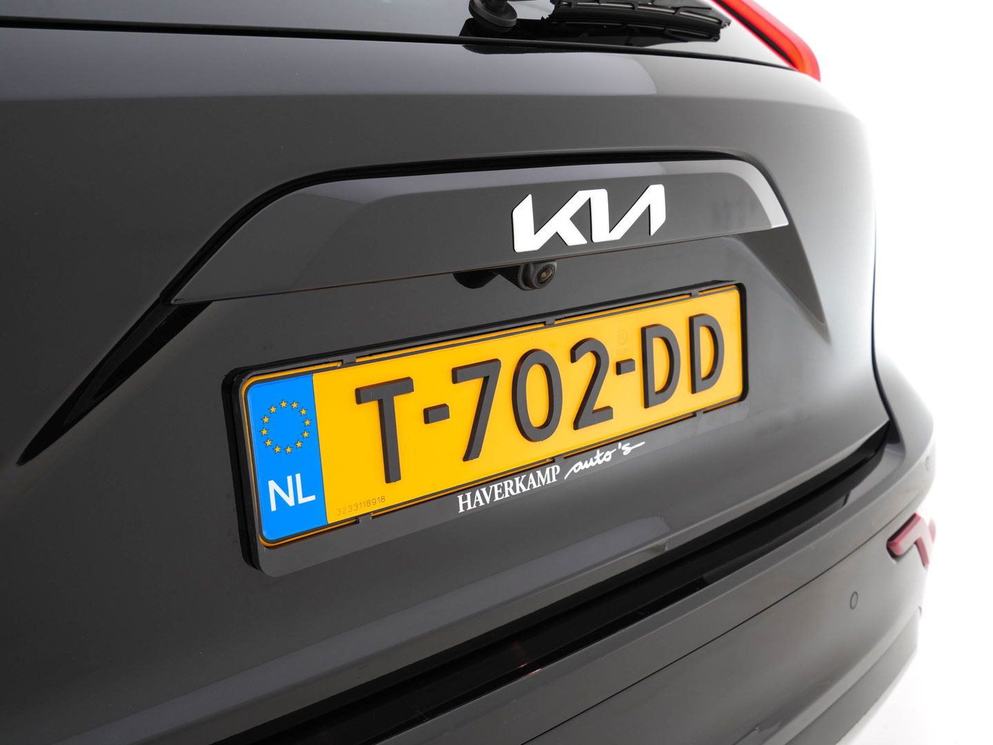 Kia Niro EV DynamicPlusLine 64.8 kWh [ 3-Fase ] (INCL-BTW) Aut. *PANO | HEAD-UP | LEATHER | DIGI-COCKPIT | NAVI-FULLMAP | DAB | ADAPT.CRUISE | CAMERA | COMFORT-SEATS | KEYLESS | DIGI-COCKPIT | SHIFT-PADDLES | HEATED-SEATS | CARPLAY | LANE-