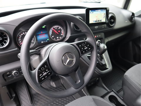 Mercedes-Benz eCitan L1 Pro 51 kWh - Trekhaak - Apple Play - Stoelverwarming - Snelladen - Rijklaar