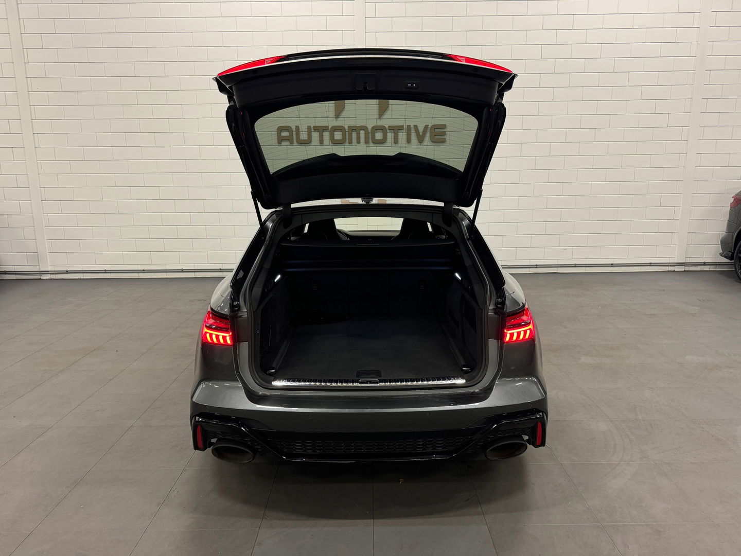 Audi RS6 TFSI quattro Pano|Dynamic+|Ceramic|ABT|700PK|HuD