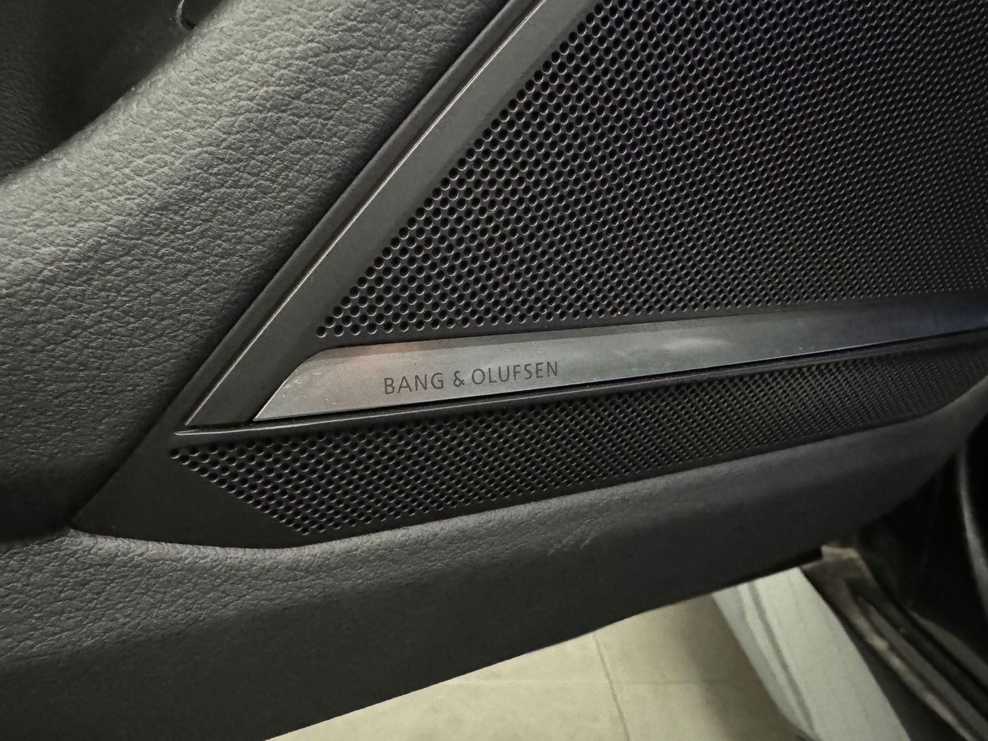 Audi RS6 TFSI quattro Pano|Dynamic+|Ceramic|ABT|700PK|HuD