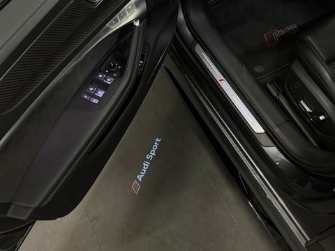 Audi RS6 TFSI quattro Pano|Dynamic+|Ceramic|ABT|700PK|HuD