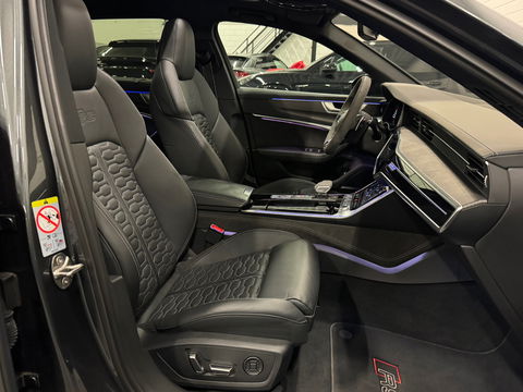 Audi RS6 TFSI quattro Pano|Dynamic+|Ceramic|ABT|700PK|HuD