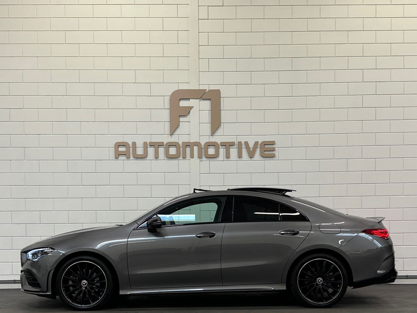Mercedes-Benz CLA-Klasse 250 e AMG Pano|Keyles|Sfeer|45s|BTW