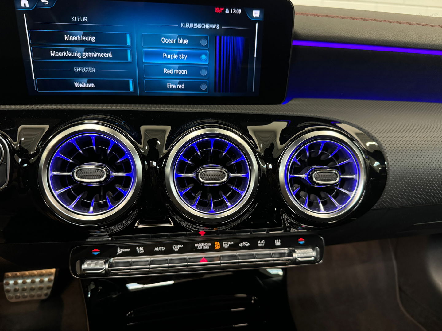 Mercedes-Benz CLA-Klasse 250 e AMG Pano|Keyles|Sfeer|45s|BTW