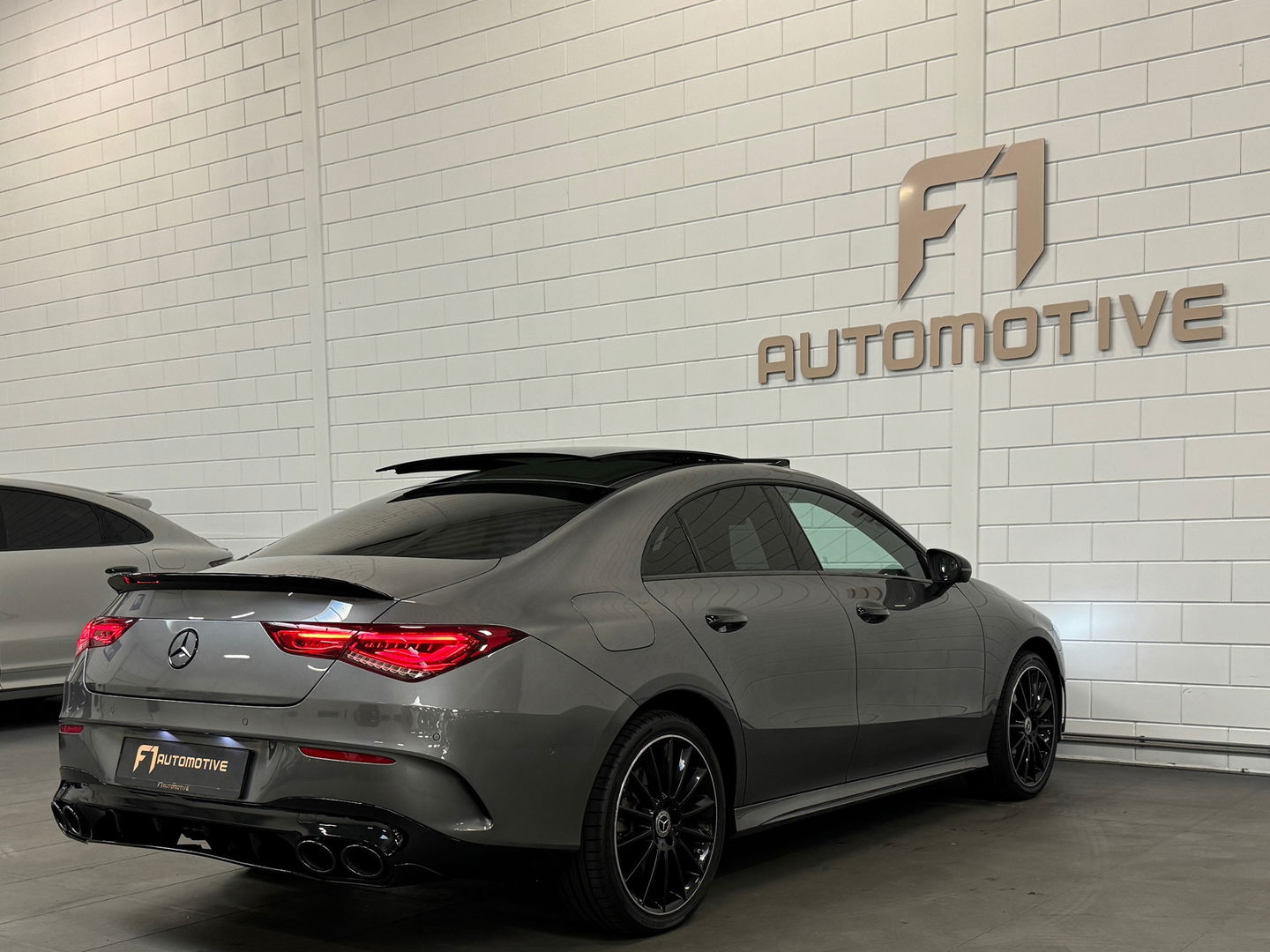 Mercedes-Benz CLA-Klasse 250 e AMG Pano|Keyles|Sfeer|45s|BTW