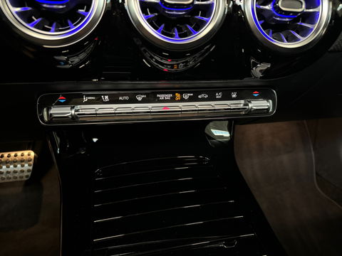 Mercedes-Benz CLA-Klasse 250 e AMG Pano|Keyles|Sfeer|45s|BTW