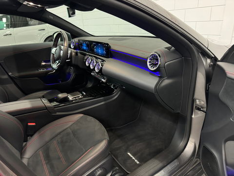 Mercedes-Benz CLA-Klasse 250 e AMG Pano|Keyles|Sfeer|45s|BTW