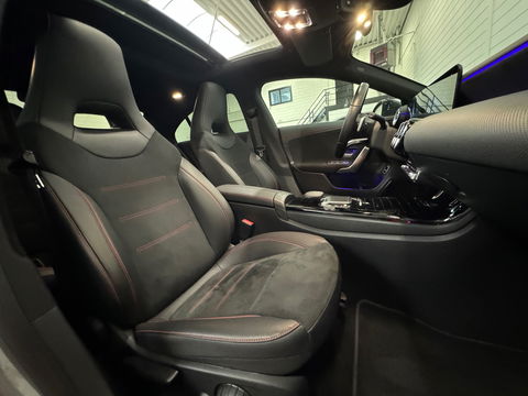 Mercedes-Benz CLA-Klasse 250 e AMG Pano|Keyles|Sfeer|45s|BTW
