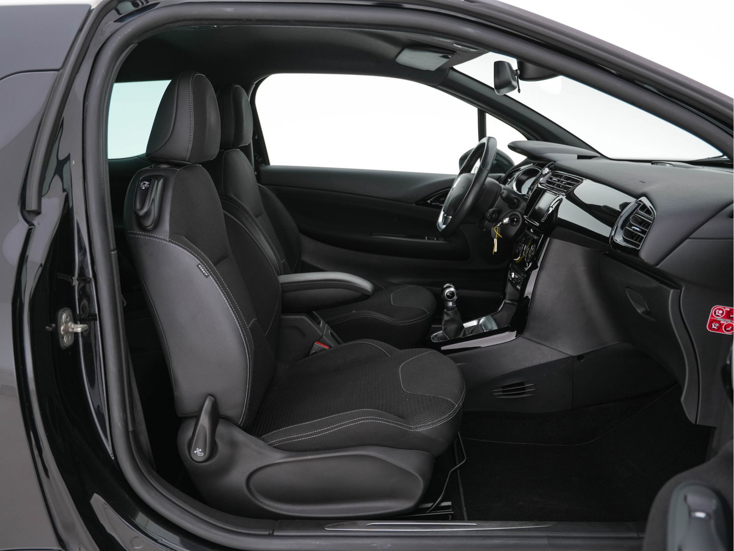 Citroën DS3 1.2 VTi Business *NAVI-FULLMAP | SPORT-SEATS | ECC | PDC | CRUISE*