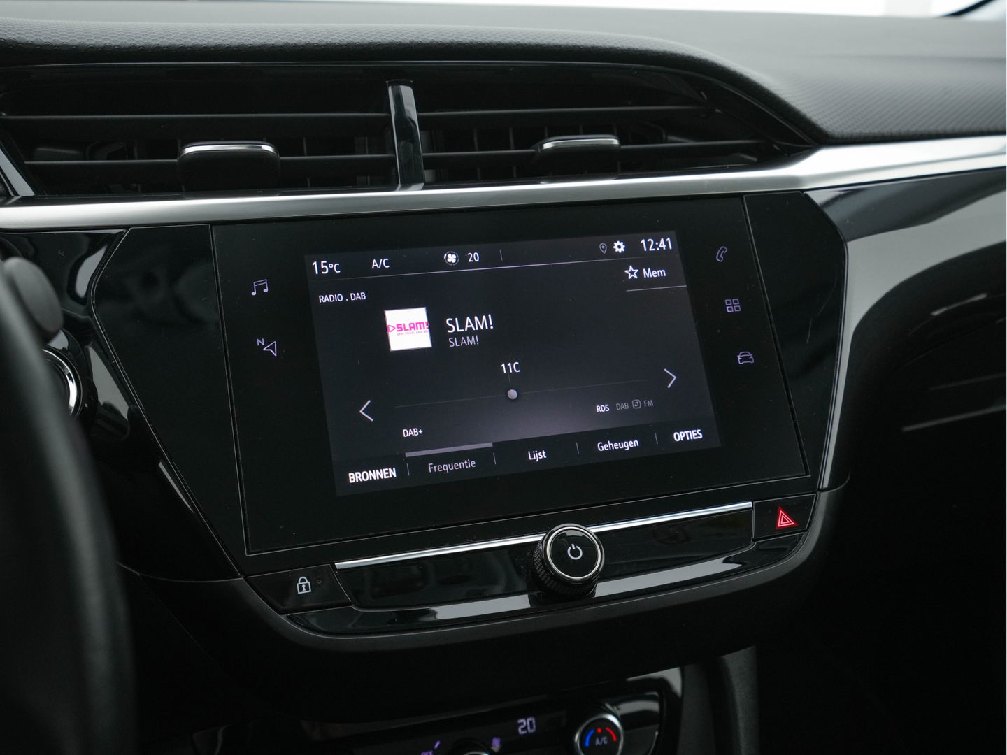 Opel CORSA-E Elegance 50 kWh [ 3-Fase ] (INCL-BTW) Aut. *FULL-LED | DIGI-COCKPIT | LEATHER-MICROFIBRE | CARPLAY | ECC | KEYLESS | CRUISE | DAB | LANE-ASSIST | PDC | SPORT-SEATS | 16"ALU*