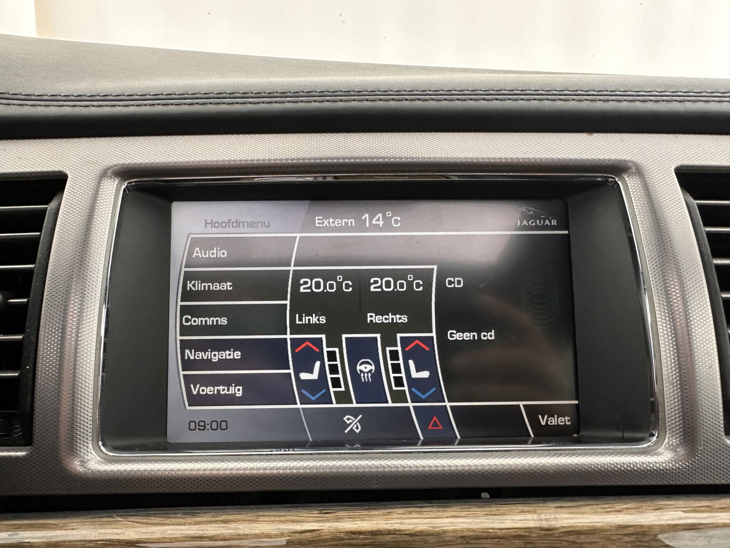 Jaguar XF 3.0D S 275 Pace 75 Anniversary Aut. *PANO | FULL-LEATHER | BI-XENON | BLINDSPOT | NAVI-FULLMAP | SPORT-SEATS  | ECC | SHIFT-PADDLES | KEYLESS | PDC | MEMORY-PACK | CRUISE | 20''ALU*