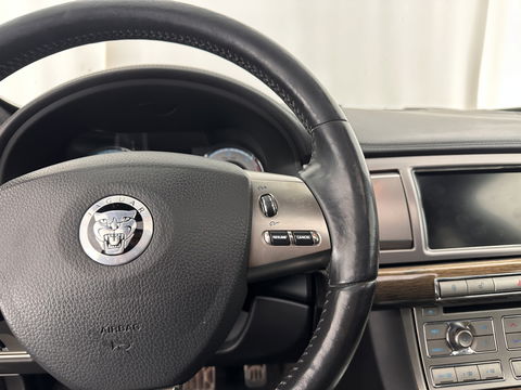 Jaguar XF 3.0D S 275 Pace 75 Anniversary Aut. *PANO | FULL-LEATHER | BI-XENON | BLINDSPOT | NAVI-FULLMAP | SPORT-SEATS  | ECC | SHIFT-PADDLES | KEYLESS | PDC | MEMORY-PACK | CRUISE | 20''ALU*