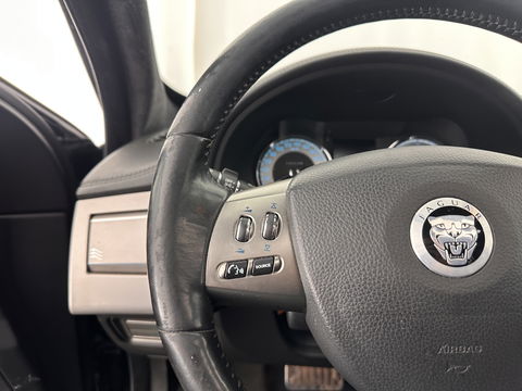 Jaguar XF 3.0D S 275 Pace 75 Anniversary Aut. *PANO | FULL-LEATHER | BI-XENON | BLINDSPOT | NAVI-FULLMAP | SPORT-SEATS  | ECC | SHIFT-PADDLES | KEYLESS | PDC | MEMORY-PACK | CRUISE | 20''ALU*