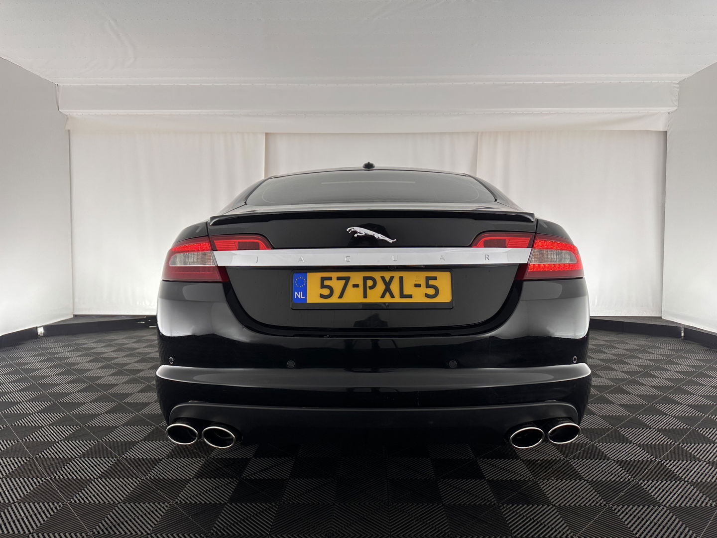 Jaguar XF 3.0D S 275 Pace 75 Anniversary Aut. *PANO | FULL-LEATHER | BI-XENON | BLINDSPOT | NAVI-FULLMAP | SPORT-SEATS  | ECC | SHIFT-PADDLES | KEYLESS | PDC | MEMORY-PACK | CRUISE | 20''ALU*