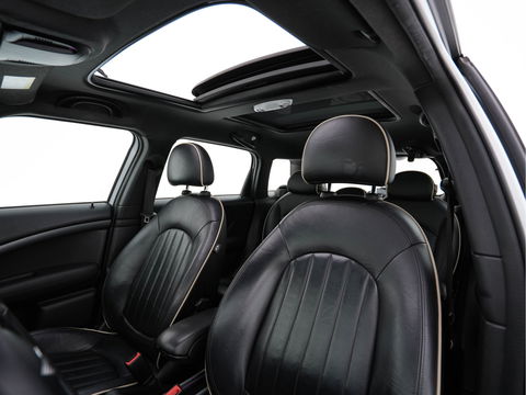 MINI Countryman 2.0 Cooper SD ALL4 Pepper *PANO | FULL-LEATHER | BI-XENON | NAVI-FULLMAP | SPORT-SEATS | ECC | HEATED-SEATS | PDC | CRUISE | TOWBAR | 17''ALU*