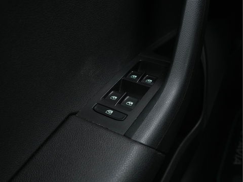 Škoda Octavia 1.0 TSI Greentech Style Business Aut. *FULL-LED | LEATHER-ALCANTARA | NAVI-FULLMAP | CANTON-AUDIO | KEYLESS | DAB | COMFORT-SEATS | ECC | HEATED-SEATS | PARKPILOT | SHIFT-PADDLES | CRUISE | 18"ALU*