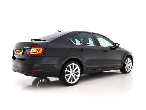 Škoda Octavia 1.0 TSI Greentech Style Business Aut. *FULL-LED | LEATHER-ALCANTARA | NAVI-FULLMAP | CANTON-AUDIO | KEYLESS | DAB | COMFORT-SEATS | ECC | HEATED-SEATS | PARKPILOT | SHIFT-PADDLES | CRUISE | 18"ALU*