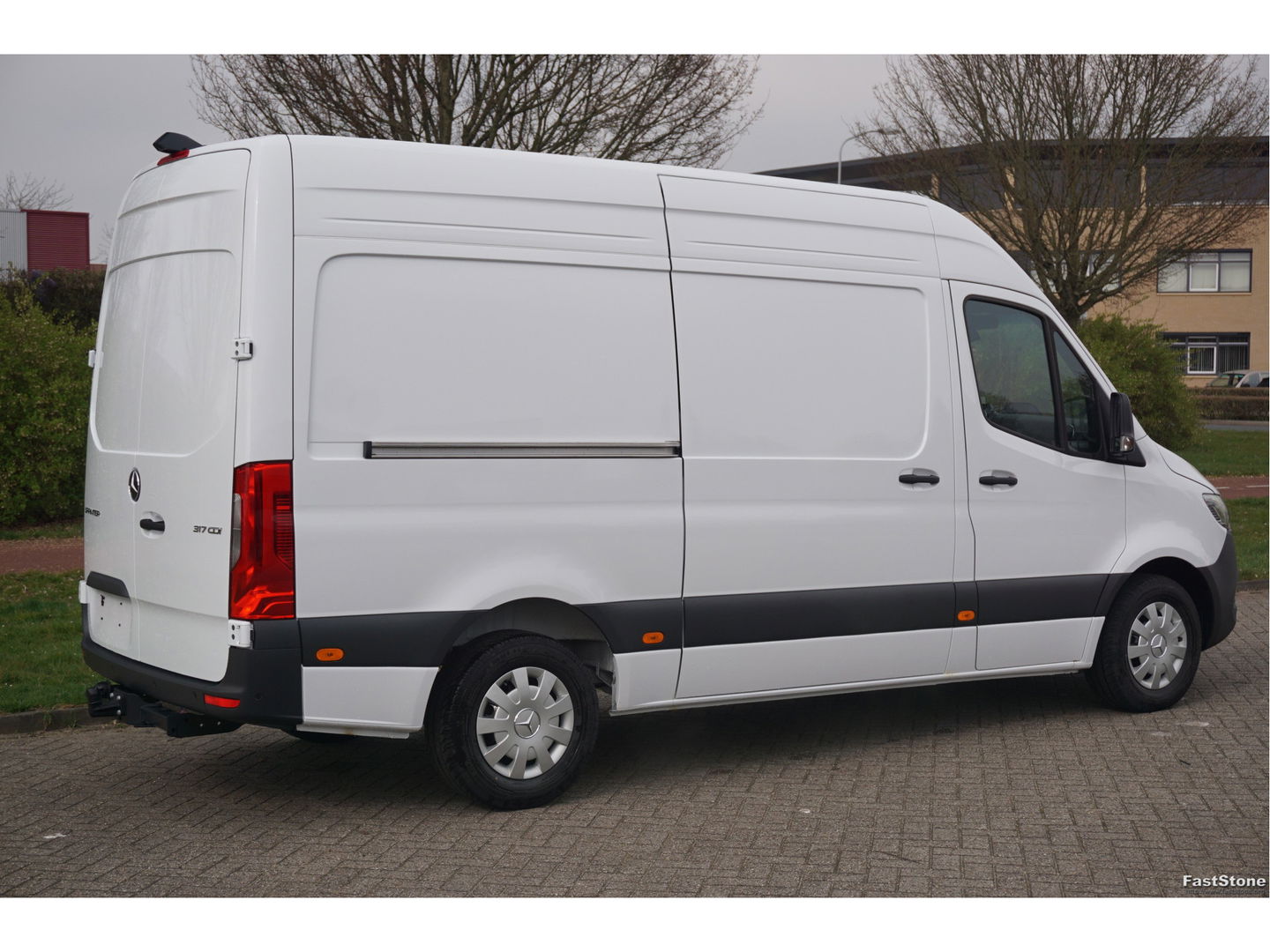 Mercedes-Benz Sprinter 317CDI Pro L2H2 BPM VRIJ!! 10.25" Mbux, Gev. Stoel, 3.5T Trekhaak, LED 2x Schuifdeur!! NR. 357