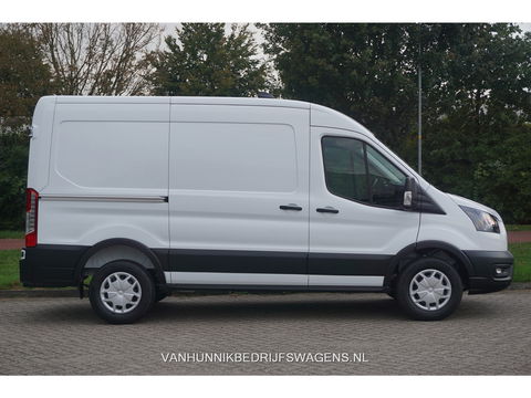 Ford Transit 350M 130PK L2H2 BPM VRIJ!! Airco, Navi, Camera, Trekhaak!! NR. B01*