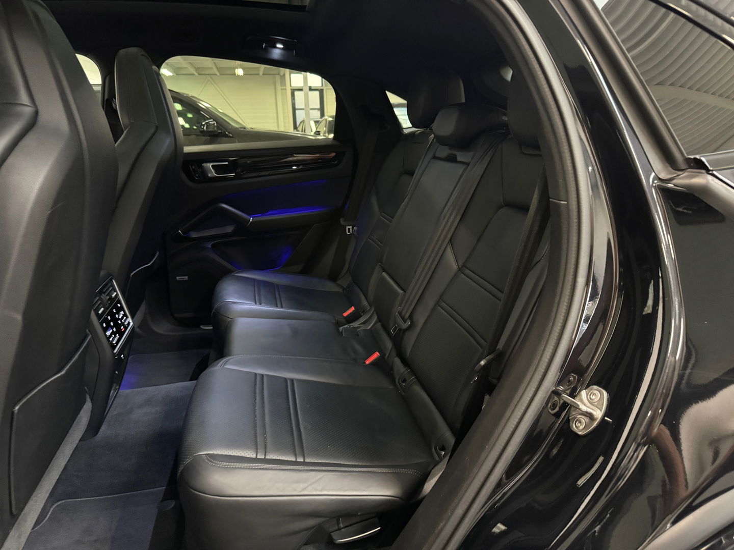 Porsche Cayenne Coupé 3.0 E-Hybrid Pano|Sportdesign|BOSE|VOL