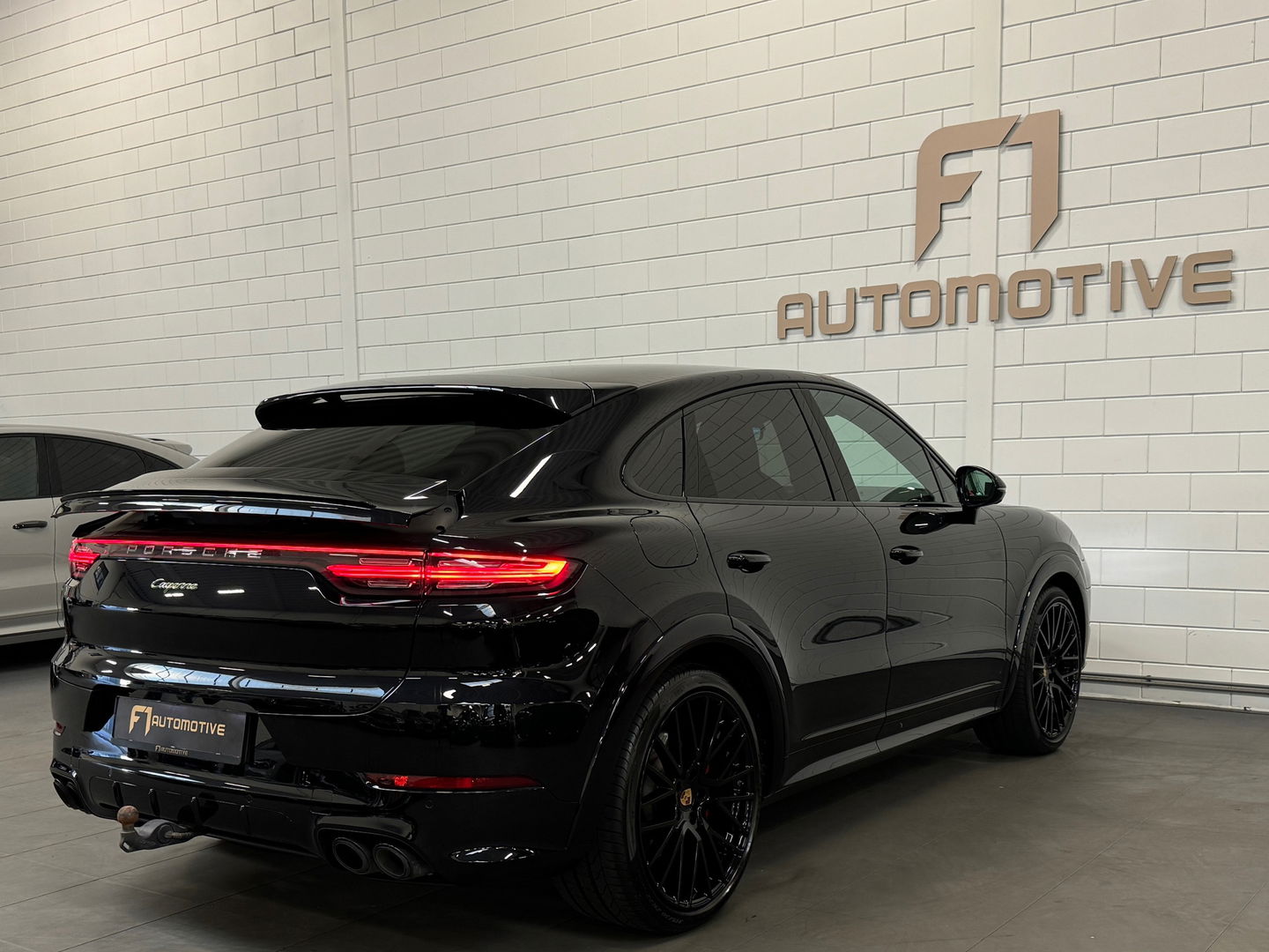 Porsche Cayenne Coupé 3.0 E-Hybrid Pano|Sportdesign|BOSE|VOL