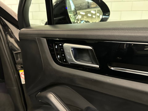 Porsche Cayenne Coupé 3.0 E-Hybrid Pano|Sportdesign|BOSE|VOL