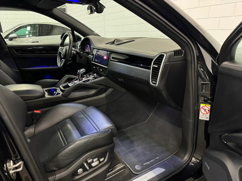 Porsche Cayenne Coupé 3.0 E-Hybrid Pano|Sportdesign|BOSE|VOL