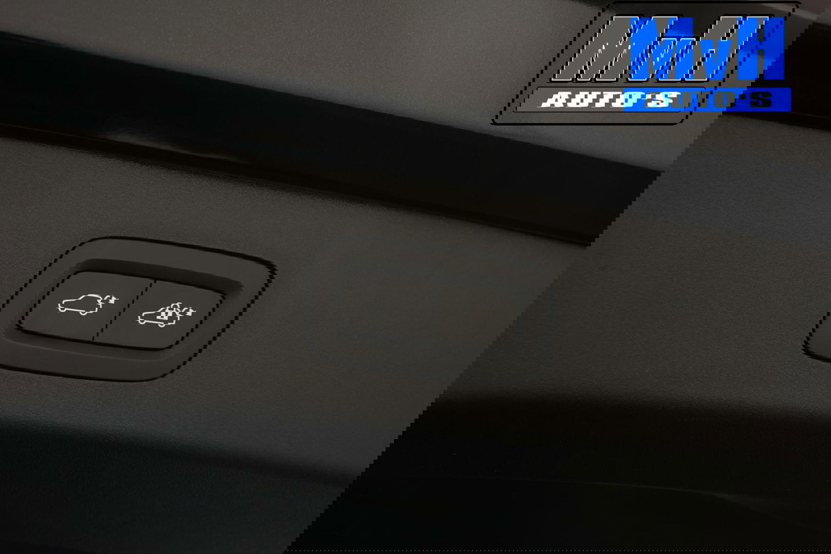 Lynk & Co 01 1.5 Plug-in Hybride|NAP|FULL BLACK|ZWARTE.HEMEL