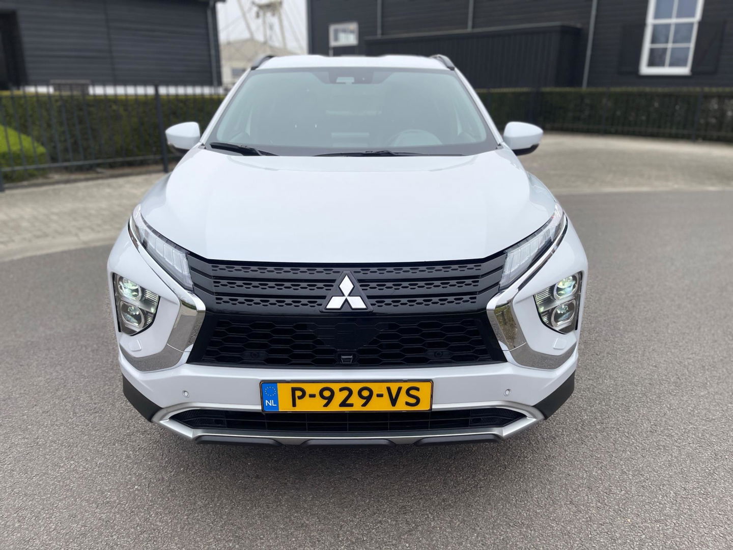 Mitsubishi Eclipse Cross 2.4 PHEV Plug-in Hybride Intense+ Navigatie Camera Trekhaak