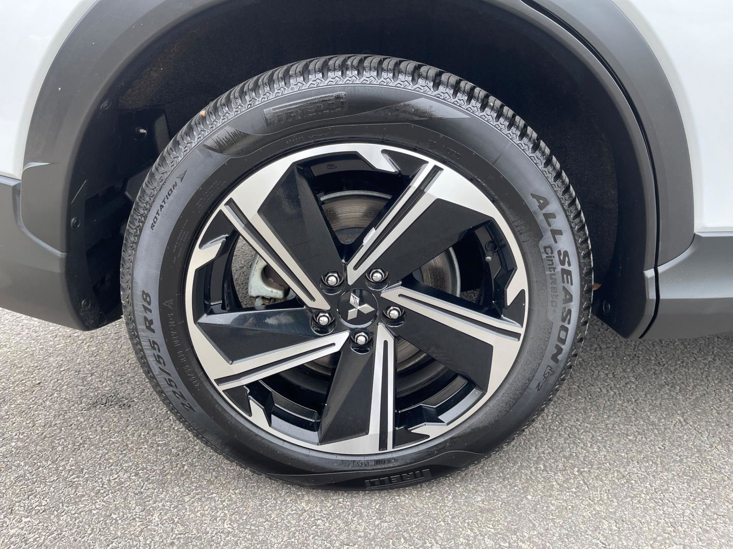 Mitsubishi Eclipse Cross 2.4 PHEV Plug-in Hybride Intense+ Navigatie Camera Trekhaak