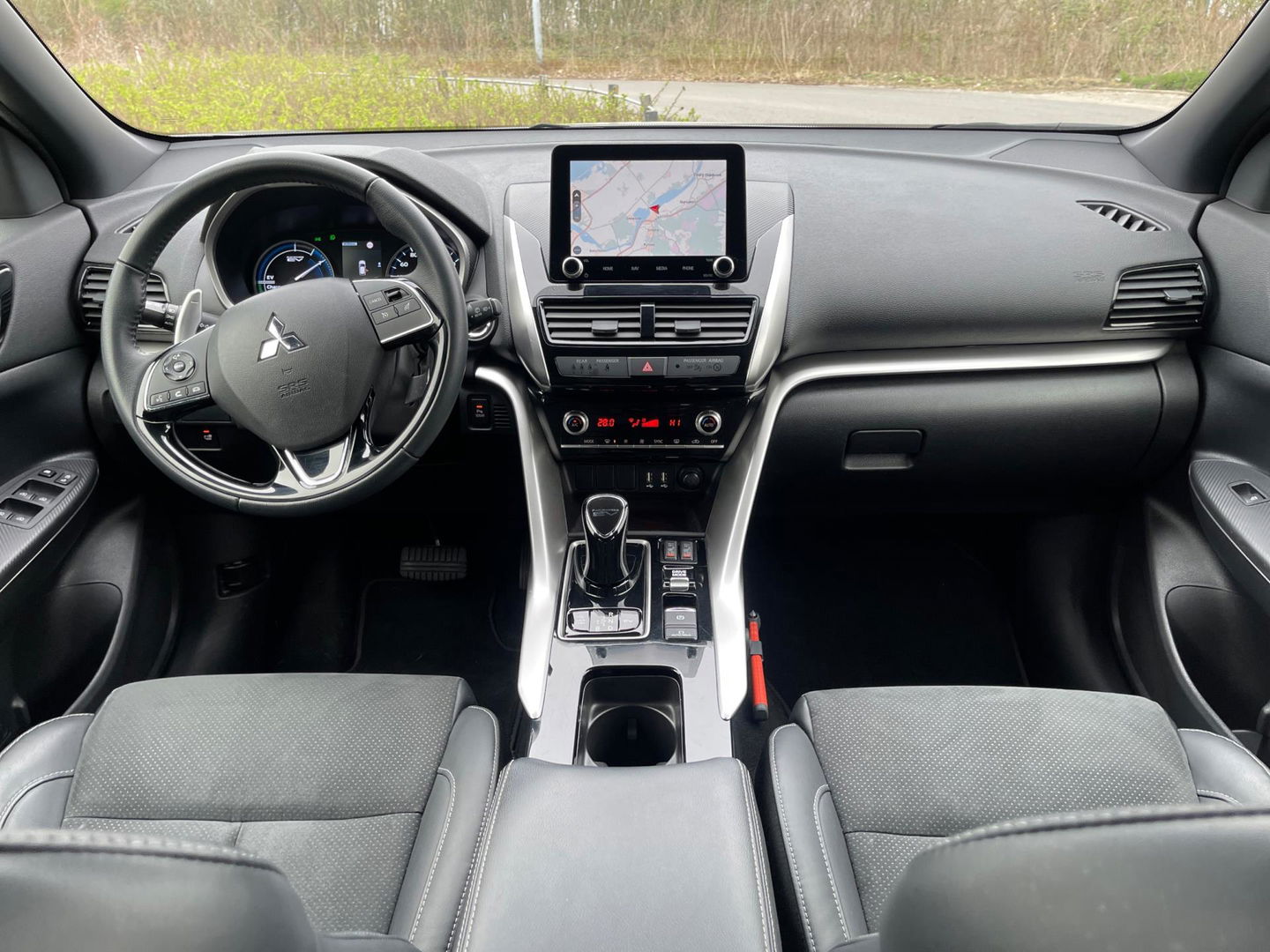Mitsubishi Eclipse Cross 2.4 PHEV Plug-in Hybride Intense+ Navigatie Camera Trekhaak