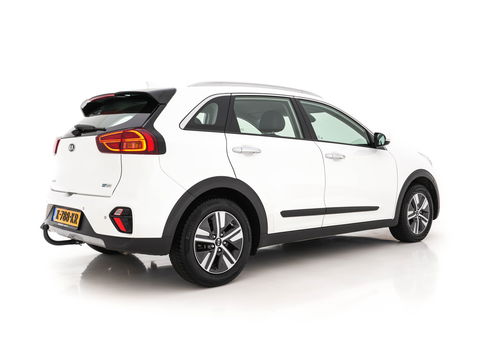Kia Niro 1.6 GDi Hybrid DynamicLine (INCL-BTW) Aut. *NAVI-FULLMAP | KEYLESS | ADAPTIVE-CRUISE | 1/2-LEATHER | CAMERA | ECC | PDC | LANE-ASSIST | COMFORT-SEATS  | SHIFT-PADDLES | CARPLAY | TOWBAR | 16"ALU*