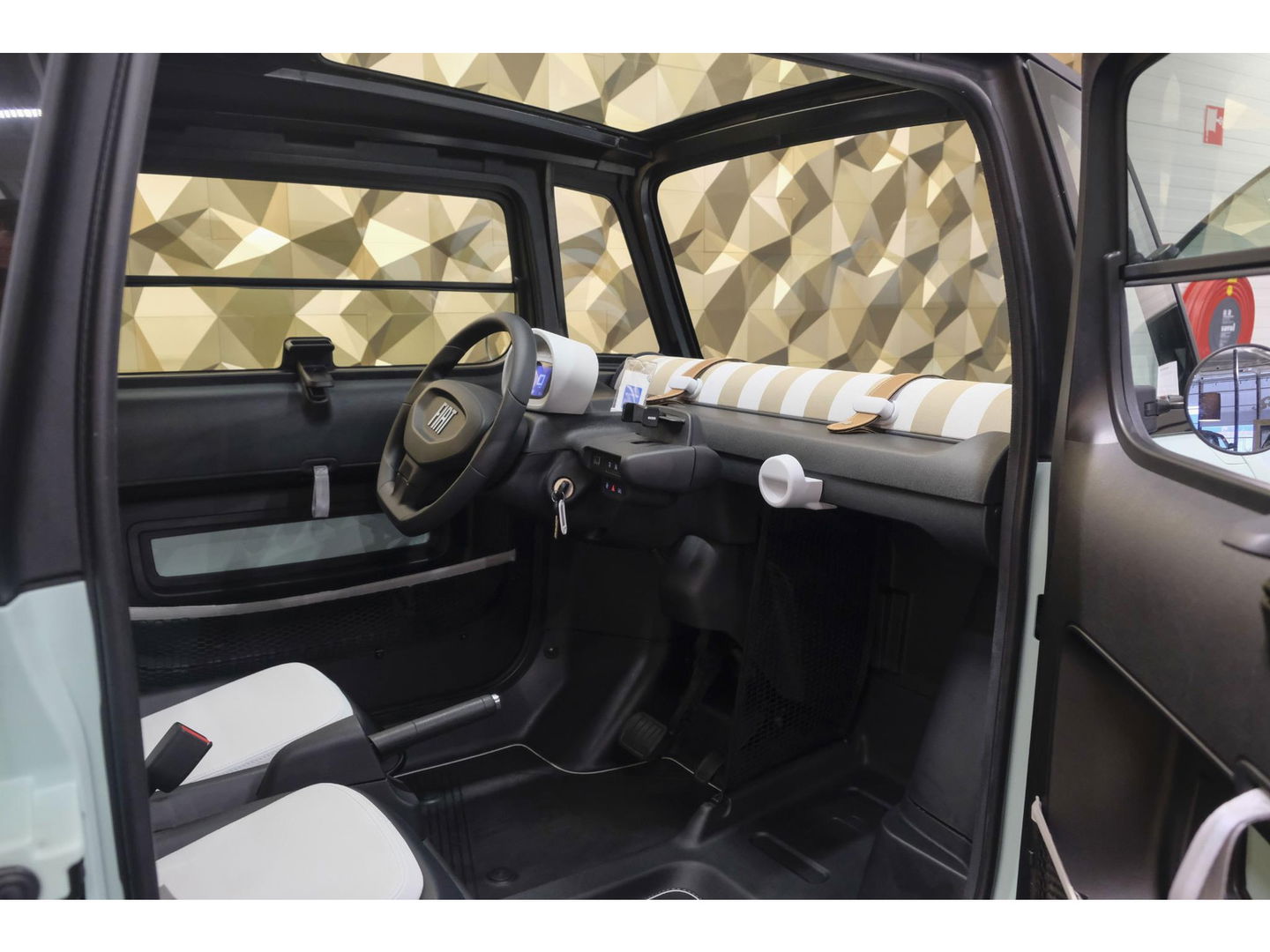 Fiat Topolino 100% elektrisch / 16 jaar / DIRECT LEVERBAAR!! / 75 km. actieradius / App connect OBD